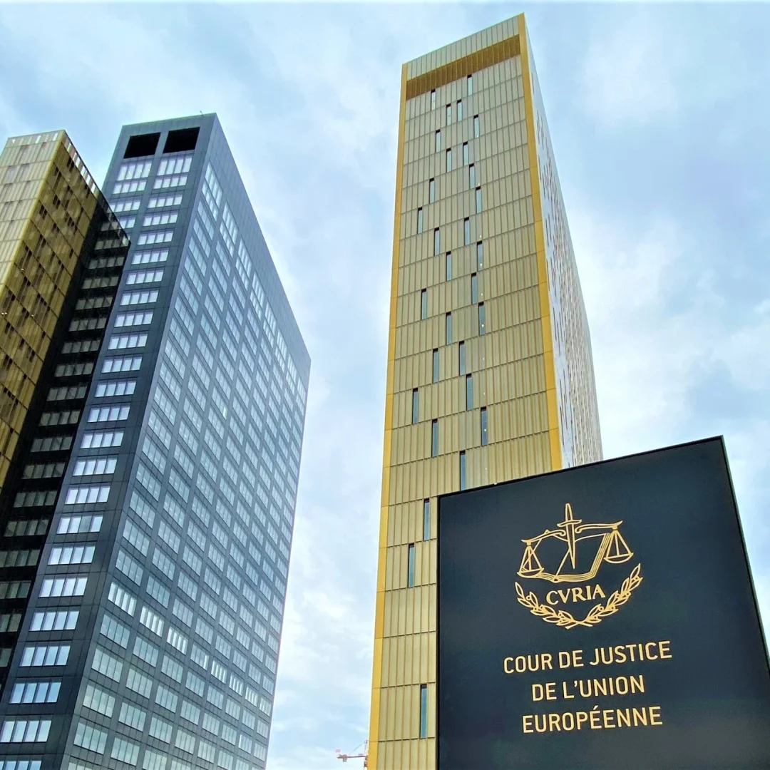 palais-de-la-cour-de-justice-cjeu-july-2021-sign-and-towers-b-and-c